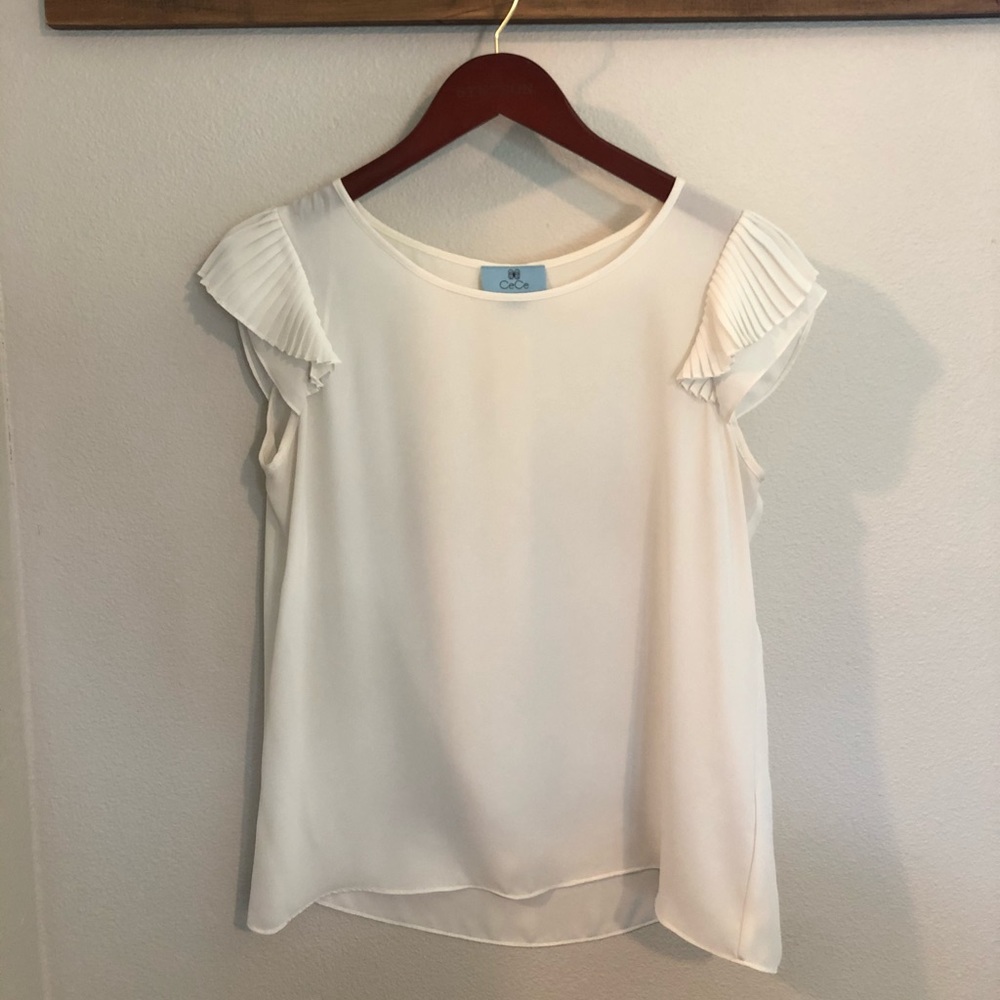 Ruffle sleeve top